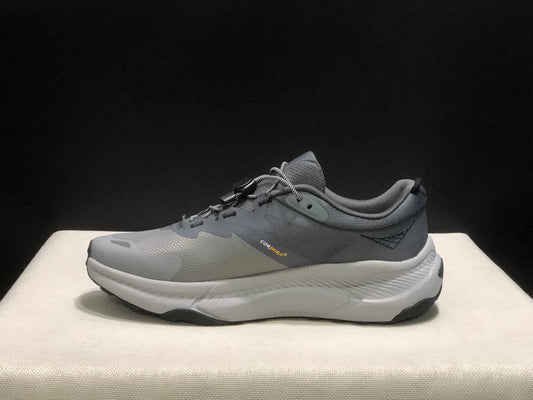 HOKA ONE ONE SKYFLOW