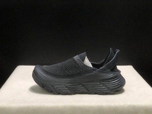 HOKA ONE ONE Restore TC