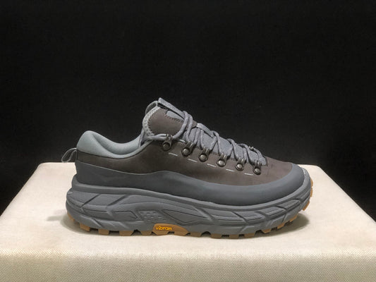HOKA ONE ONE Tor Summit