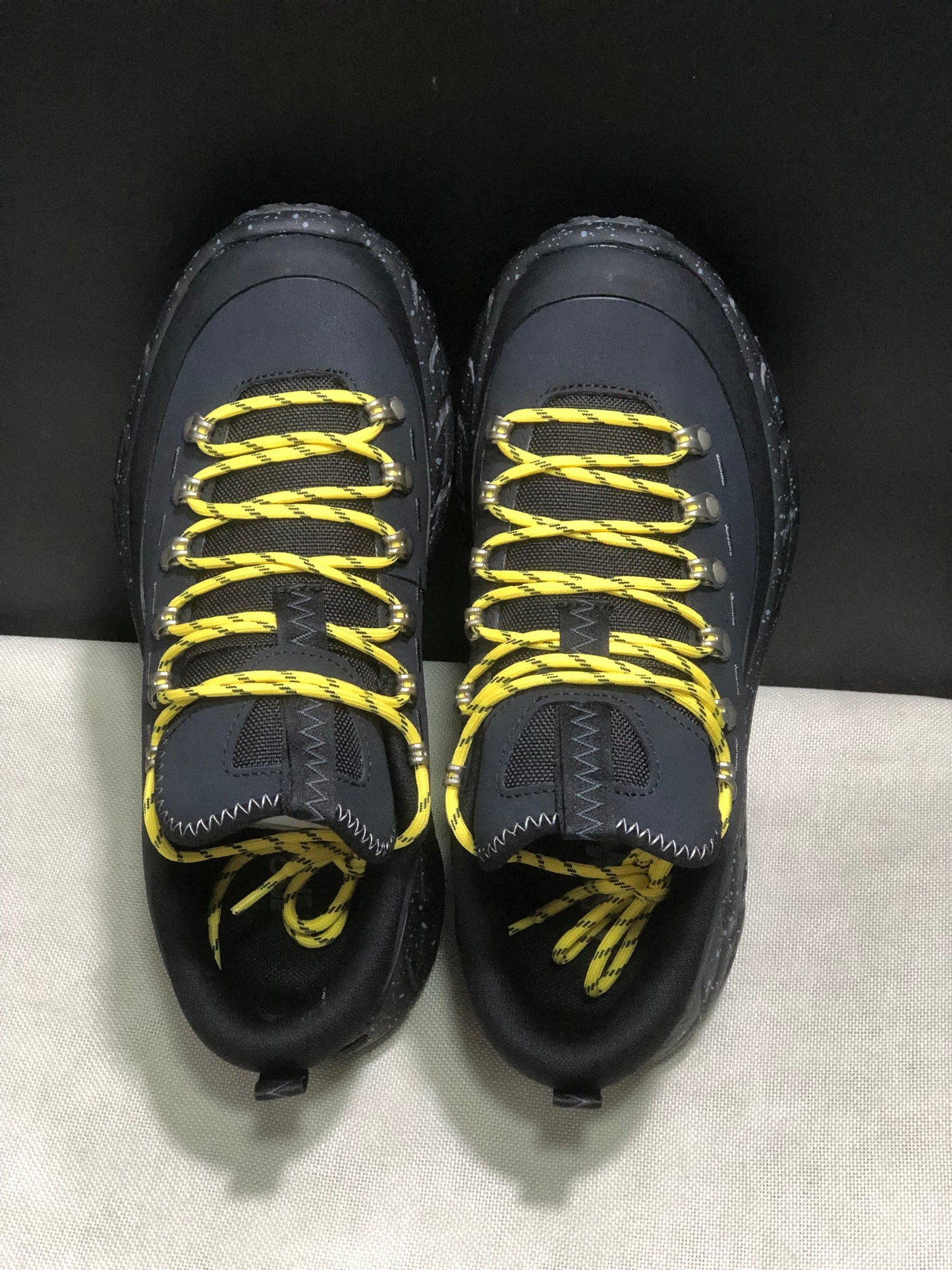 HOKA ONE ONE Tor Summit
