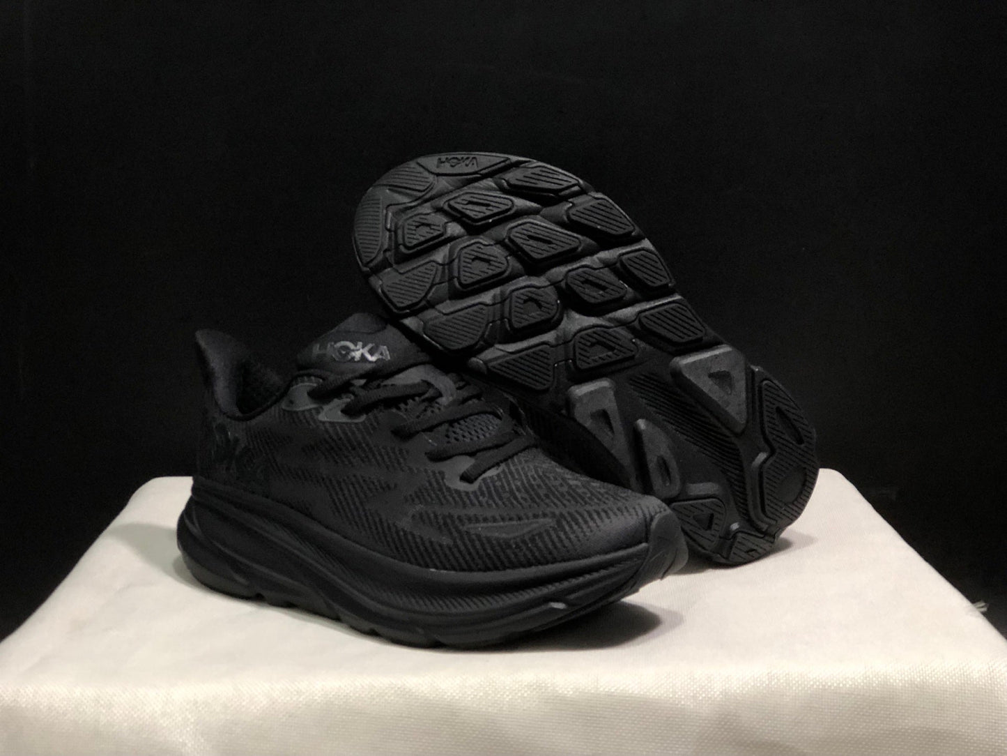 HOKA ONE ONE Clifton 9