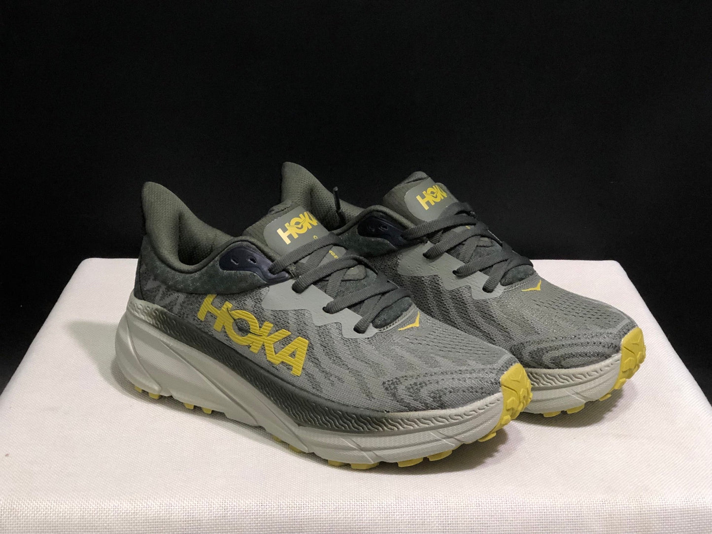 HOKA ONE ONE Challenger 7